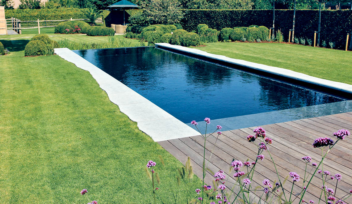 Leisurepools Cube Højvandslinje 4×9-12m, 1,5m dybde