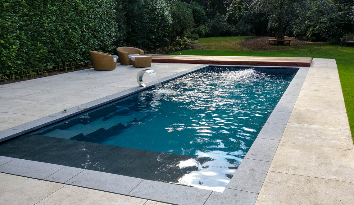 Leisurepools Cube Højvandslinje 4×9-12m, 1,5m dybde