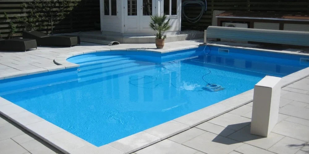 Pool circumference Concrete
