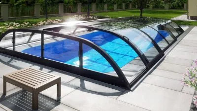 Lavt roof on the pool - Dallas