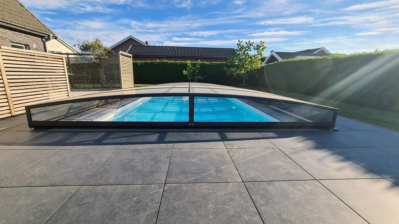 Pooloverdækning Sydney 4×7 (Enkelt skinne, Antracit)
