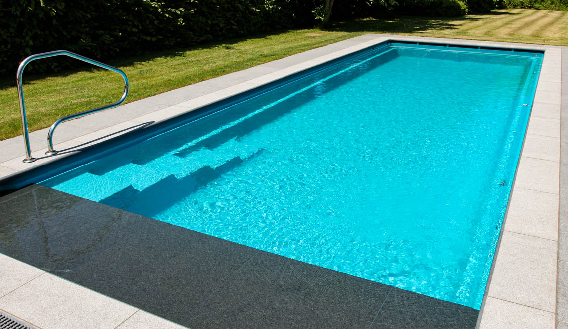 Leisurepools Cube Højvandslinje 4×9-12m, 1,5m dybde